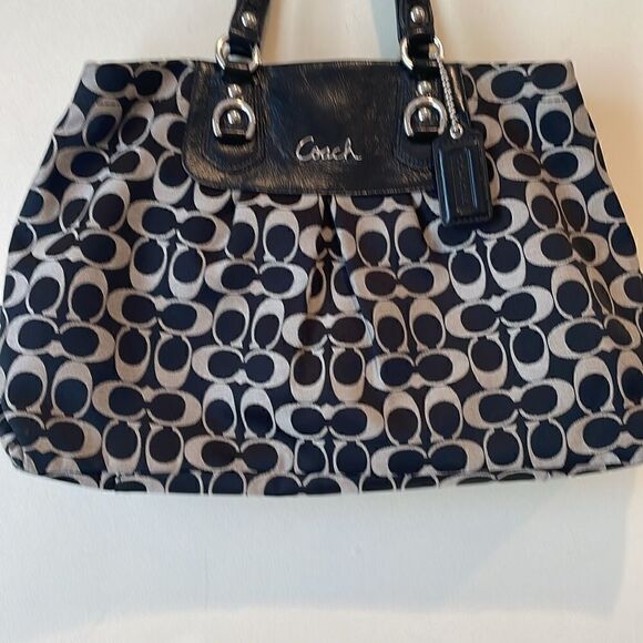 Coach Ashley Signature Carryall Black and Tan F15510 - Picture 6 of 9